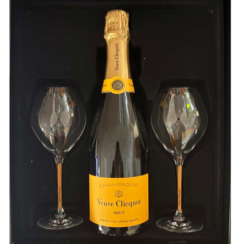 Veuve Clicquot Brut 750 ml in luxuriöser Geschenkbox mit 2 Champagnergläsern