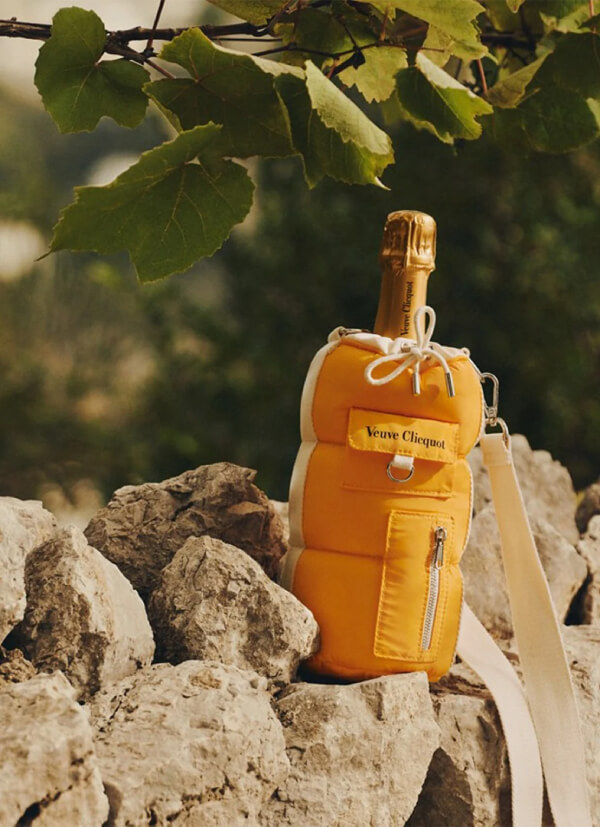 Veuve Clicquot Brut in Puffy Bag Ice Jacket 750 ml Veuve Clicquot Brut in Puffy Bag Ice Jacket 750 ml